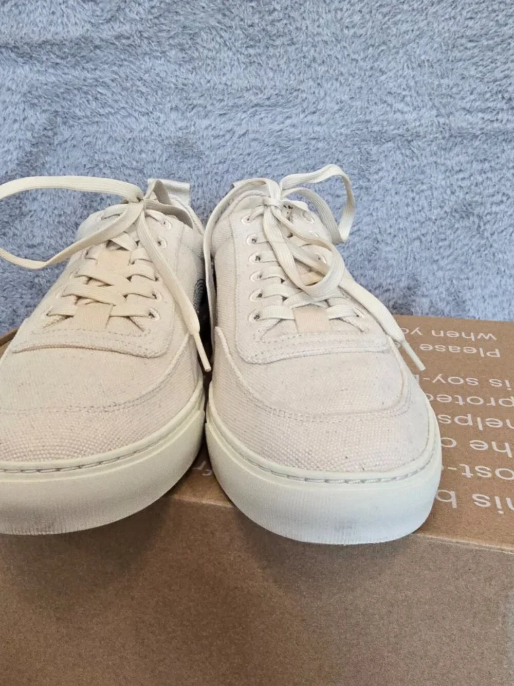 Men's Casual Canvas Sneakers in Beige - Unknown Brand